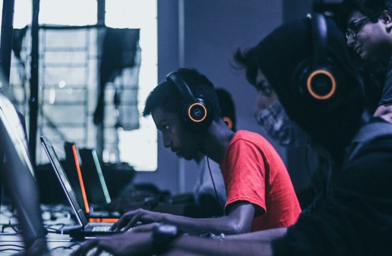 Mengapa interaksi personal meningkatkan kedekatan antara penonton dan streamer