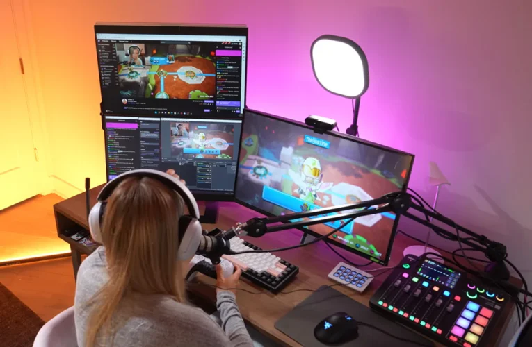 Perbandingan tools open source untuk monitoring stream real time